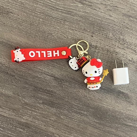 Hello Kitty keychain - Picture 2 of 5